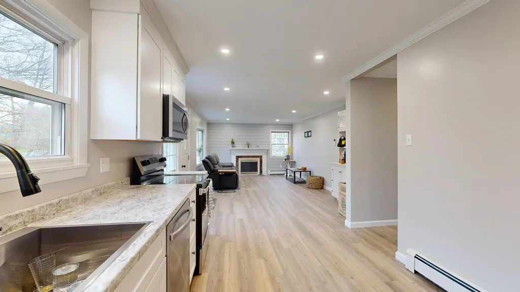 10 Riley Street Lewiston ME 04240
