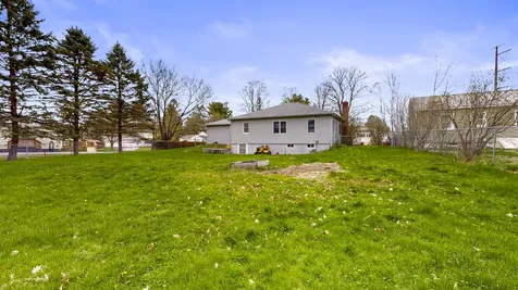 10 Riley Street Lewiston ME 04240