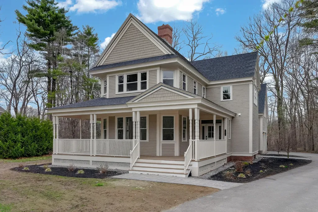 106 Village Brook Road Yarmouth ME 04096