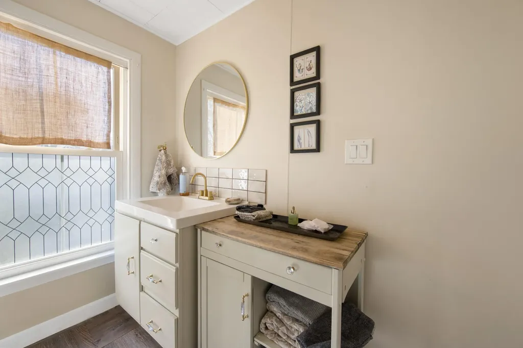 2 North Main Street Milbridge ME 04658