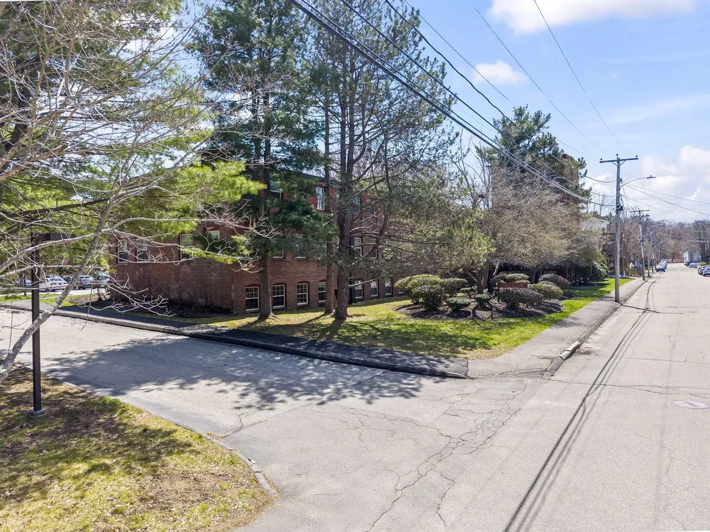 45 Western Avenue Biddeford ME 04005