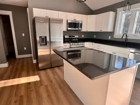 24 Mayberry Landing Naples ME 04055