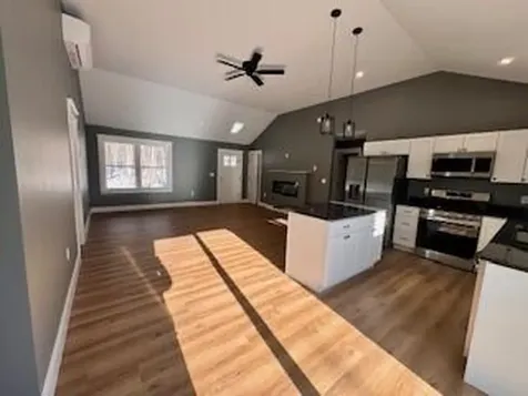 24 Mayberry Landing Naples ME 04055
