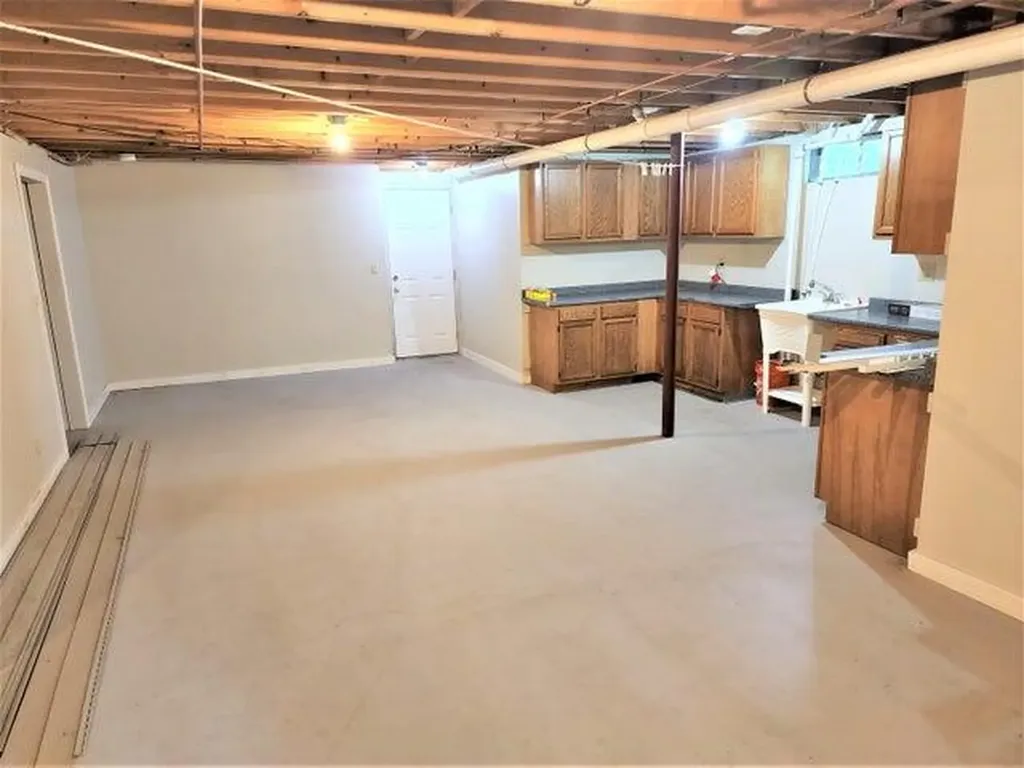 17 & 19 Olympia Avenue Old Orchard Beach ME 04064