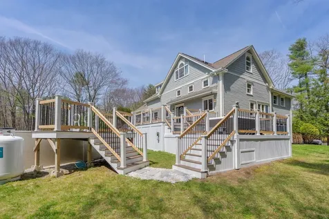 31 Old Blue Point Road Scarborough ME 04074