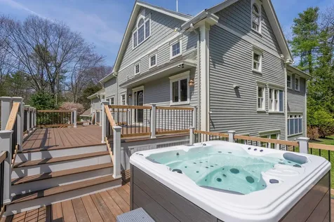 31 Old Blue Point Road Scarborough ME 04074