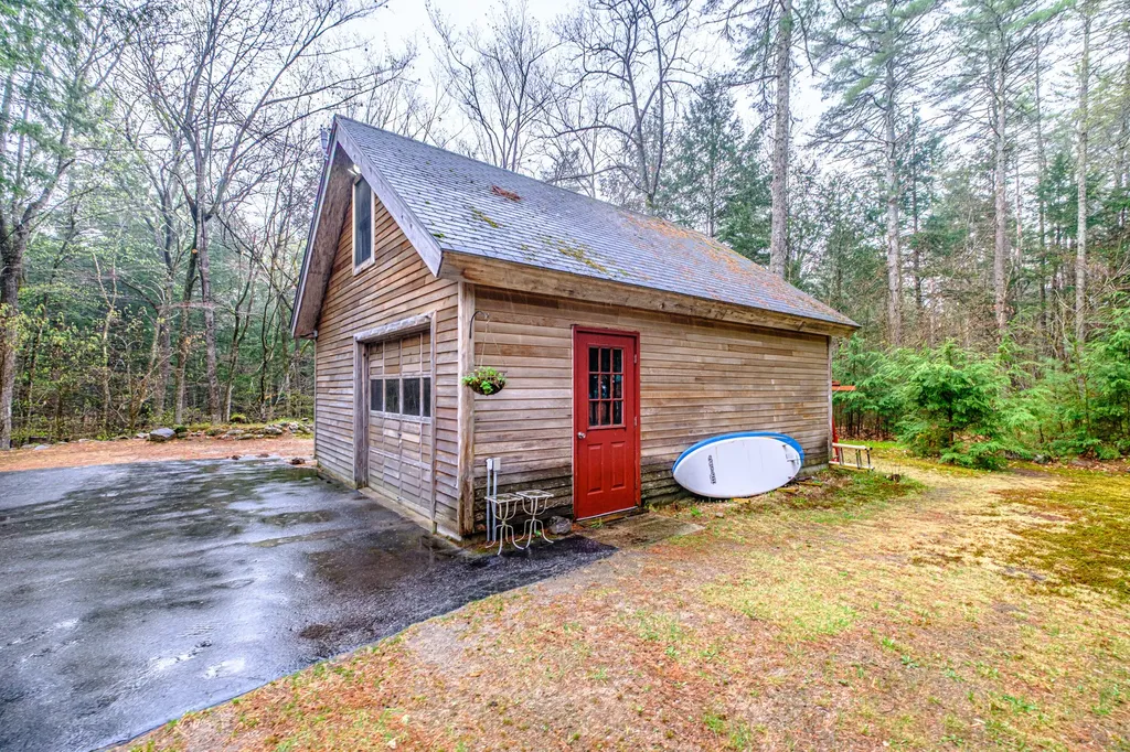 95 Schrader Drive Denmark ME 04022