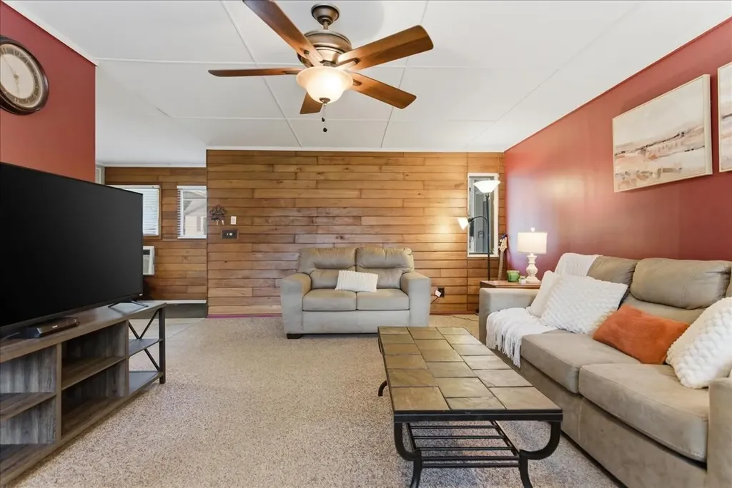78 Houghton Street Auburn ME 04210