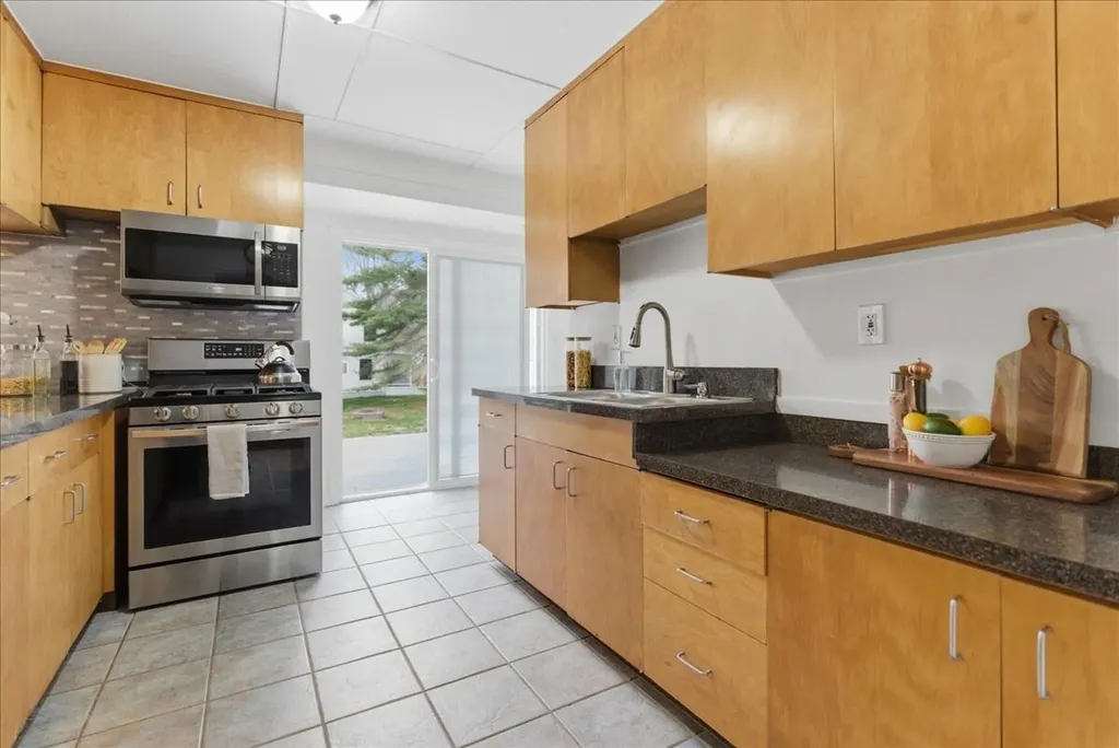 78 Houghton Street Auburn ME 04210
