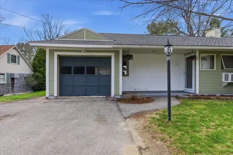 78 Houghton Street Auburn ME 04210