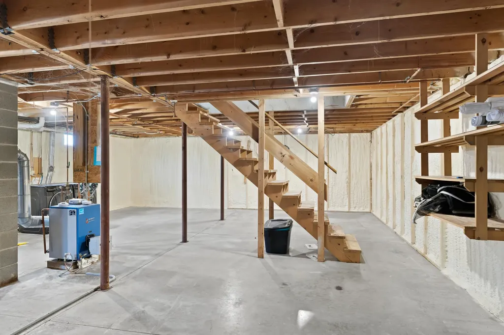 53 Ames Drive Woolwich ME 04579