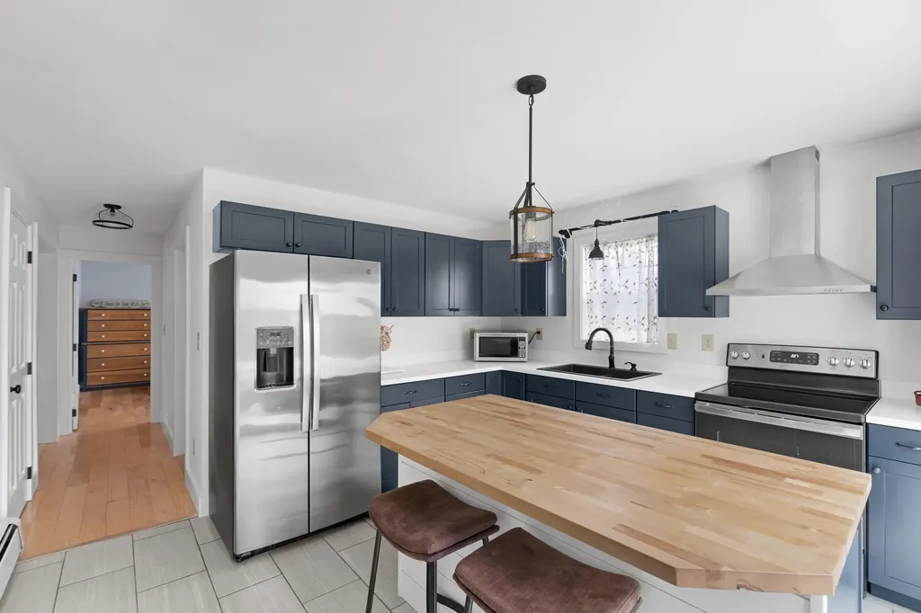 53 Ames Drive Woolwich ME 04579