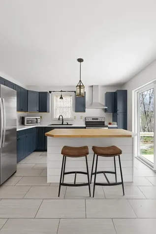 53 Ames Drive Woolwich ME 04579