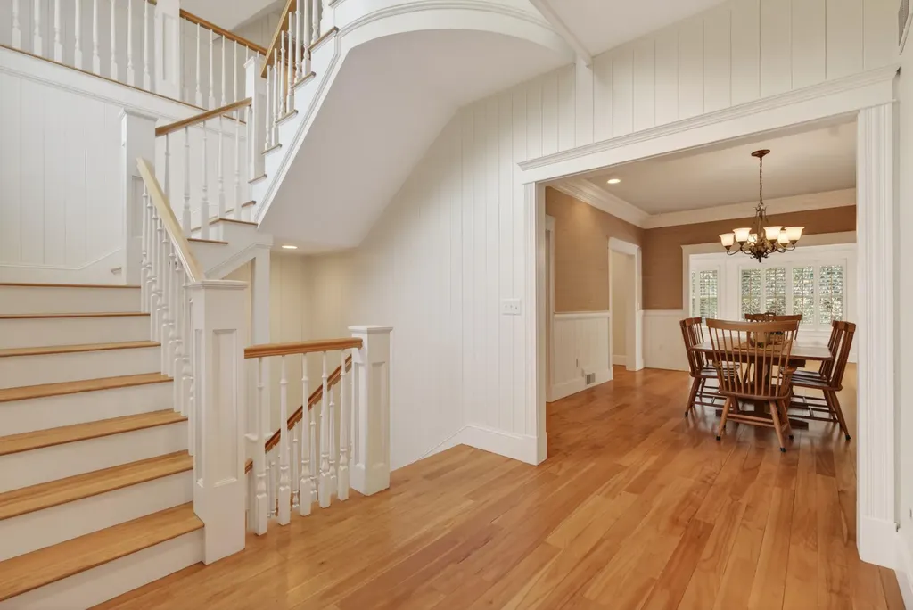 37 Mary Lane Cumberland ME 04110