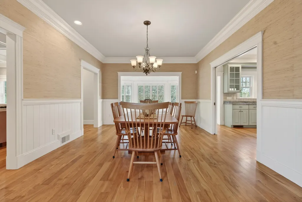 37 Mary Lane Cumberland ME 04110