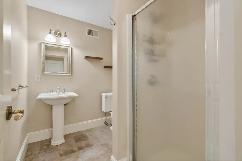 37 Mary Lane Cumberland ME 04110