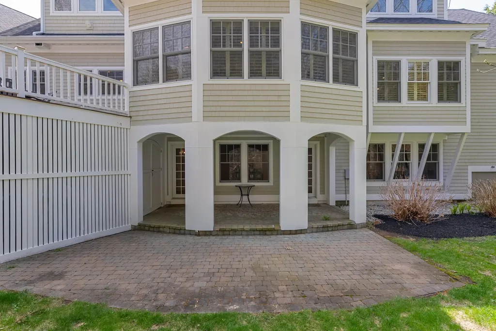 37 Mary Lane Cumberland ME 04110