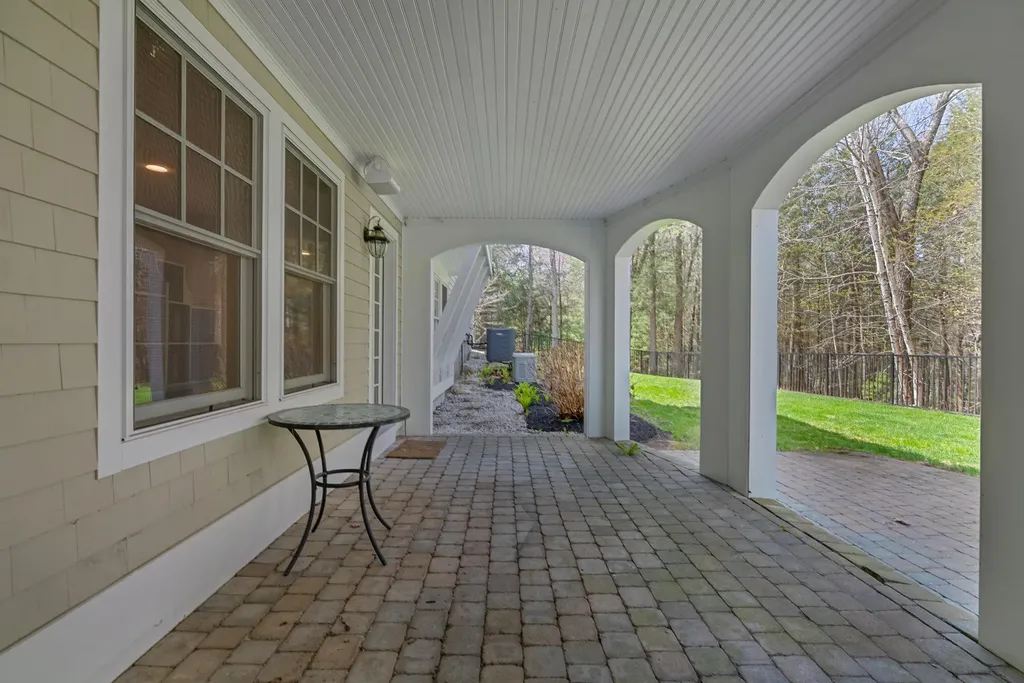 37 Mary Lane Cumberland ME 04110