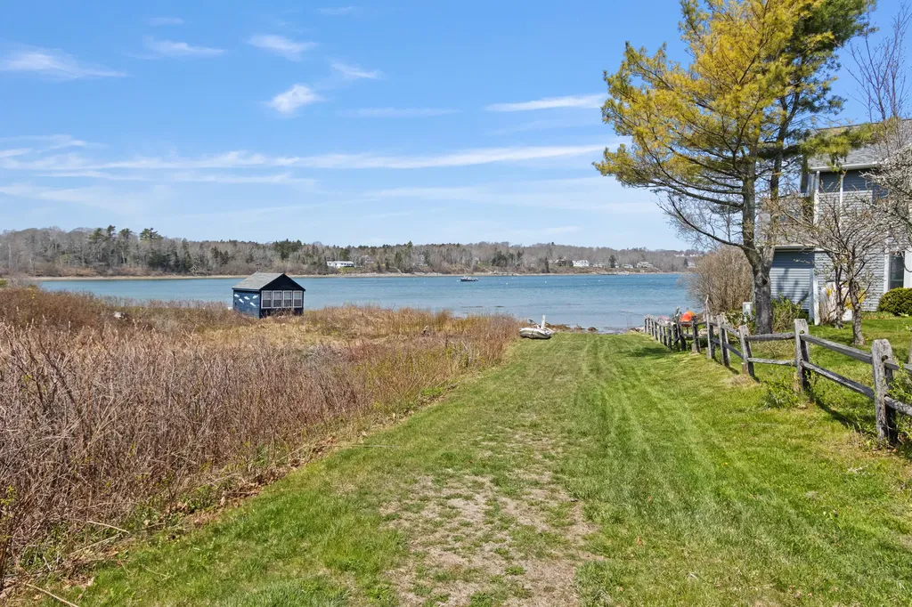 34 Eider Road Harpswell ME 04079