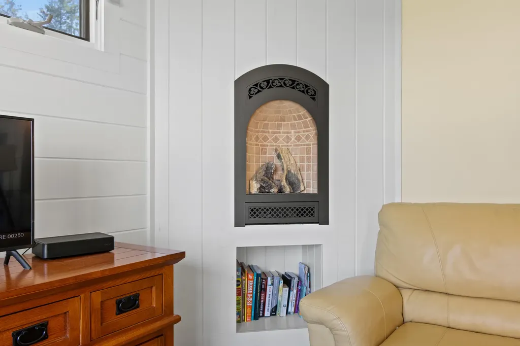 34 Eider Road Harpswell ME 04079