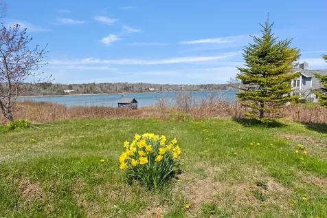 34 Eider Road Harpswell ME 04079