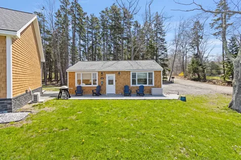 34 Eider Road Harpswell ME 04079