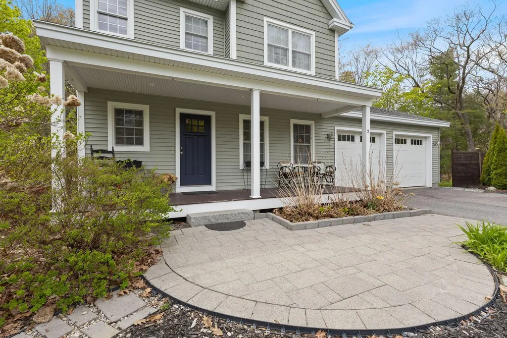 2 Douglas Road Scarborough ME 04074