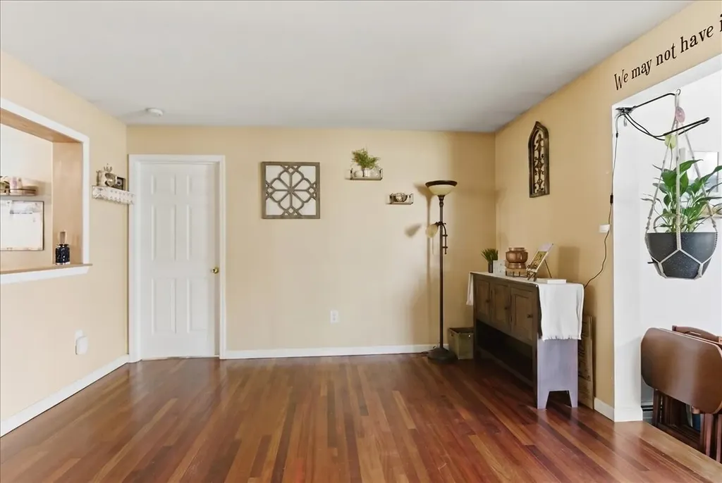 244 Back Street Monmouth ME 04265