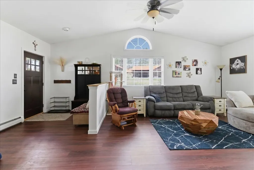 244 Back Street Monmouth ME 04265