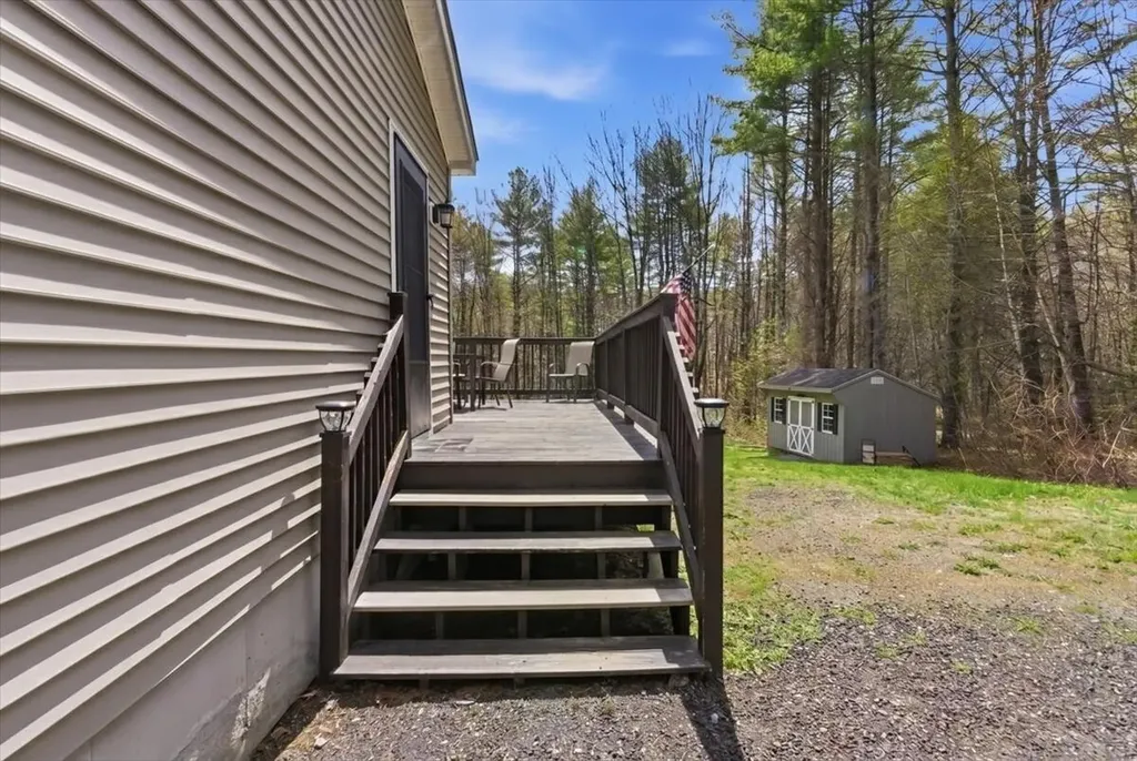 244 Back Street Monmouth ME 04265