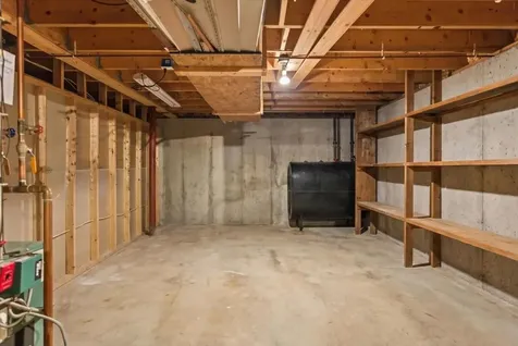 244 Back Street Monmouth ME 04265