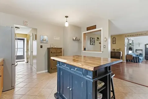 244 Back Street Monmouth ME 04265