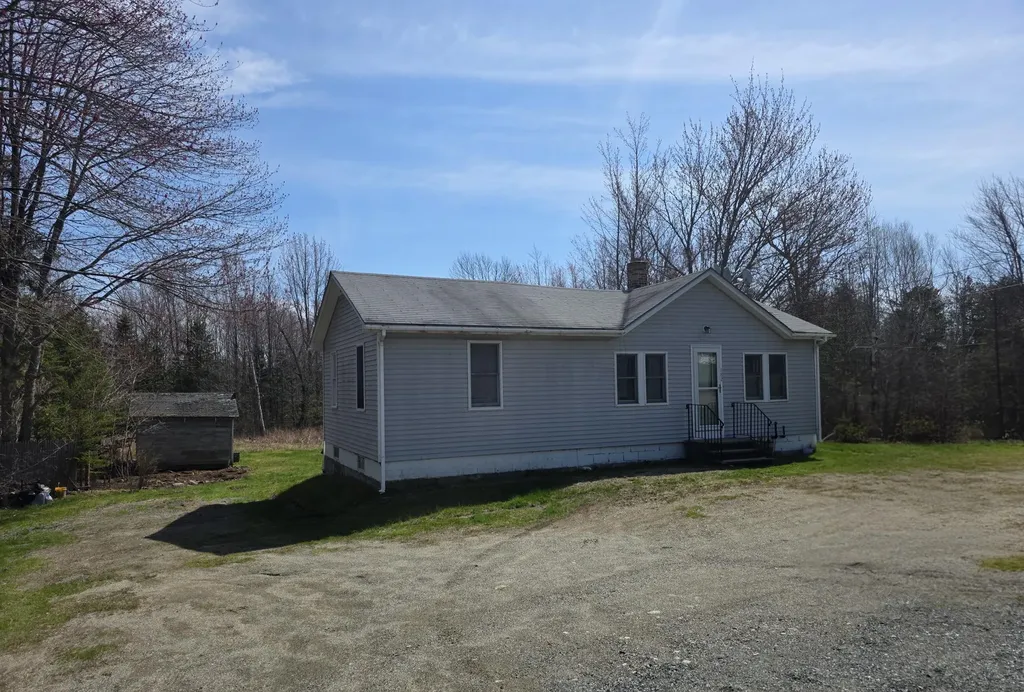 182 Partridge Cove Road Lamoine ME 04605