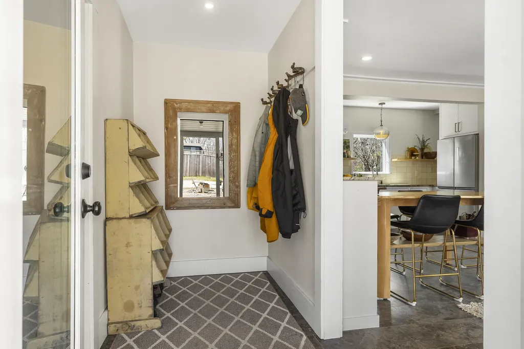48 Winter Street Topsham ME 04086
