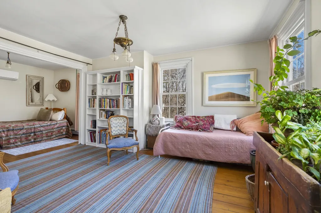 48 Winter Street Topsham ME 04086