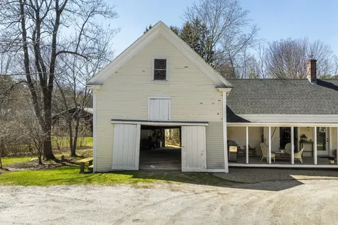 48 Winter Street Topsham ME 04086