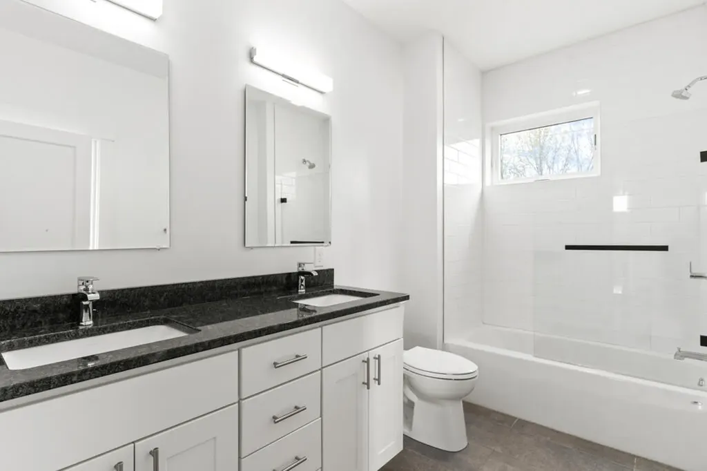 531 Westbrook Street South Portland ME 04106