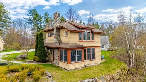 51 W Island Way Edgecomb ME 04556