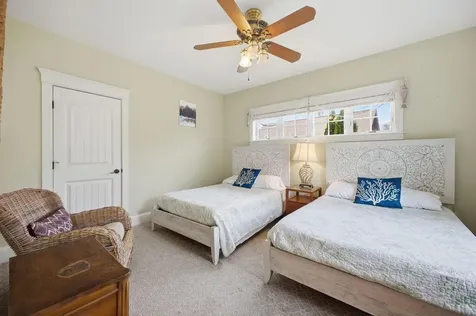 51 W Island Way Edgecomb ME 04556