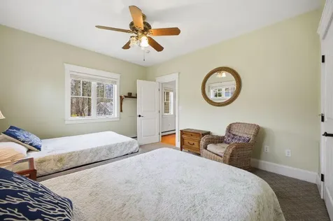 51 W Island Way Edgecomb ME 04556