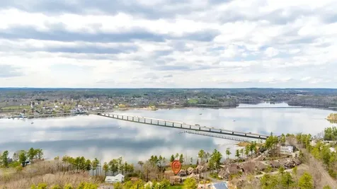 51 W Island Way Edgecomb ME 04556