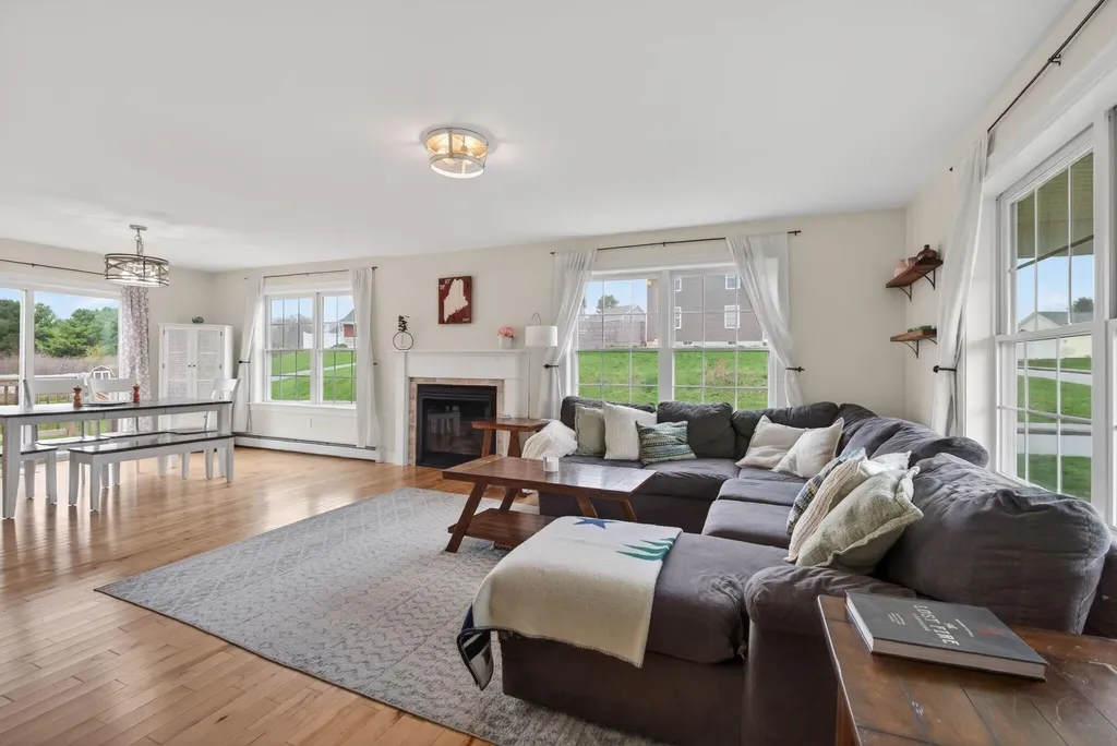 26 Stillwater Drive Westbrook ME 04092