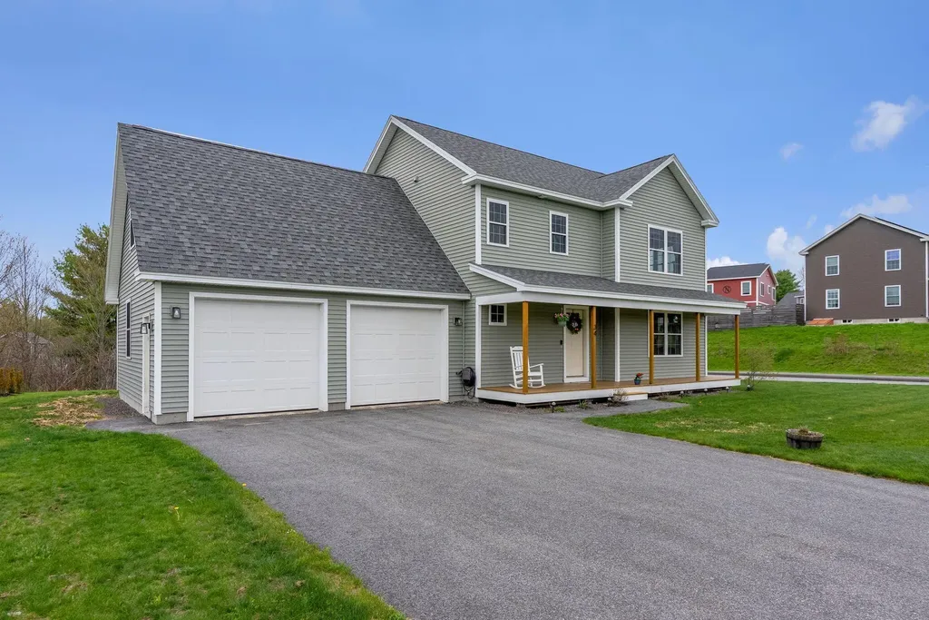 26 Stillwater Drive Westbrook ME 04092