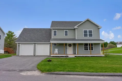 26 Stillwater Drive Westbrook ME 04092