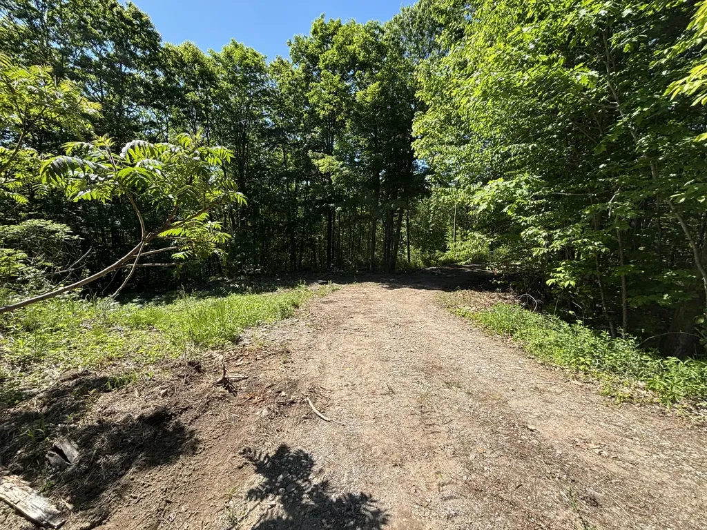 M 4 L 43d Oak Hill Road Litchfield ME 04350