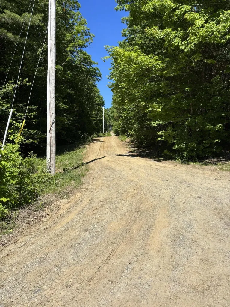 M 4 L 43d Oak Hill Road Litchfield ME 04350