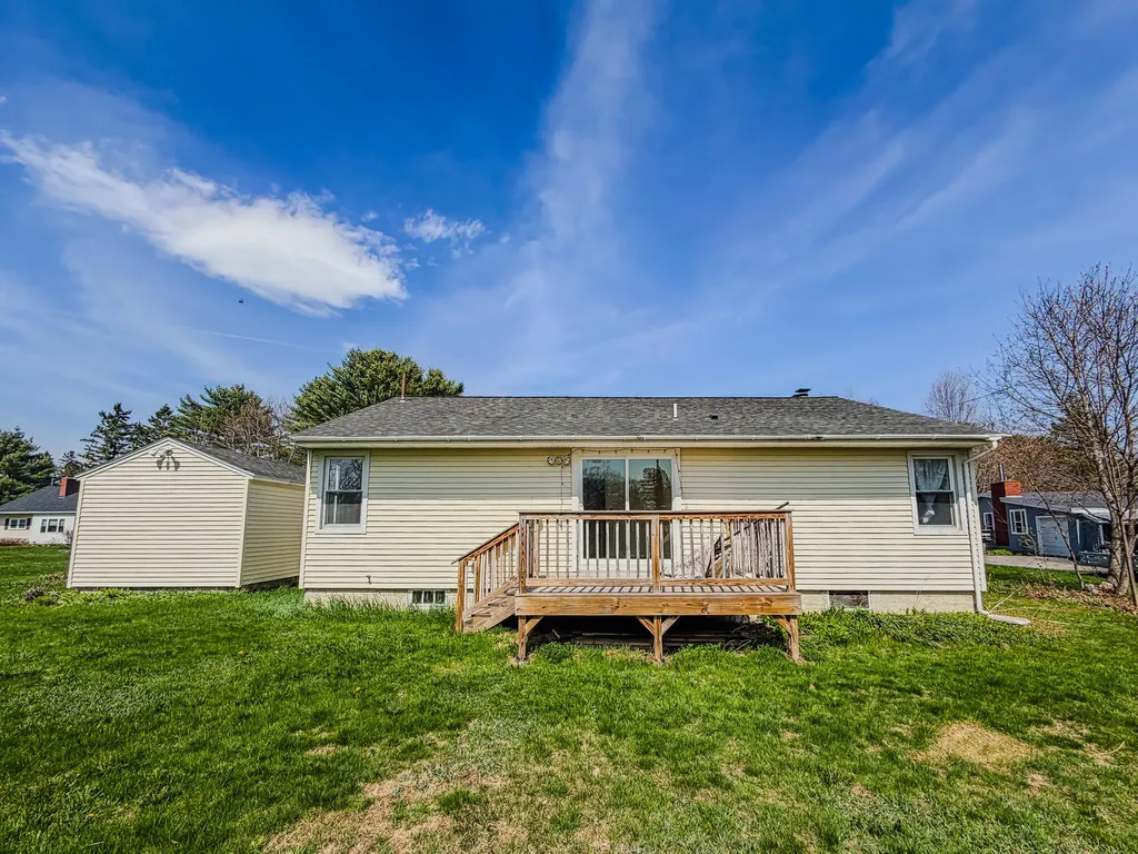13 Westbrook Terrace Hampden ME 04444