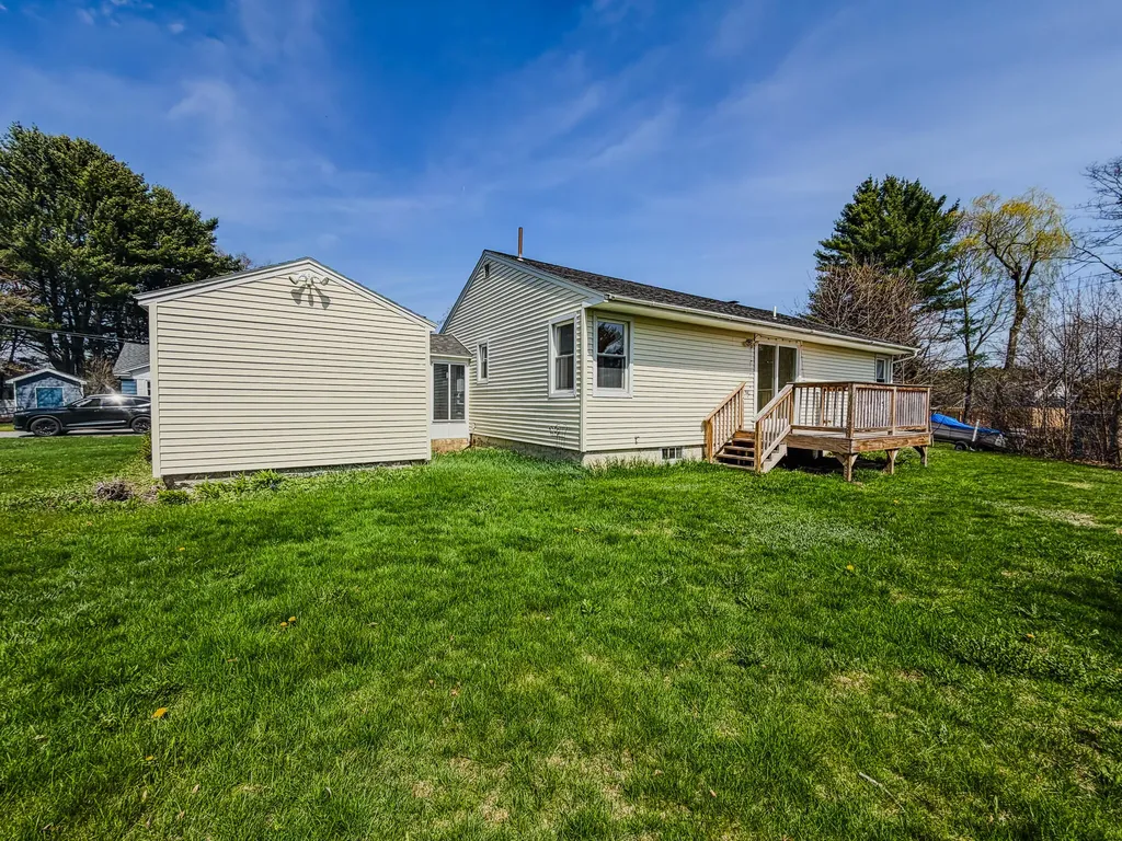 13 Westbrook Terrace Hampden ME 04444