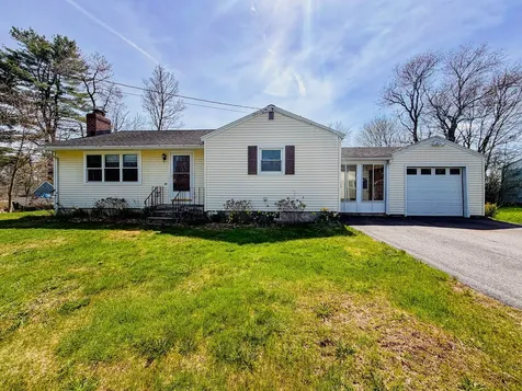 13 Westbrook Terrace Hampden ME 04444