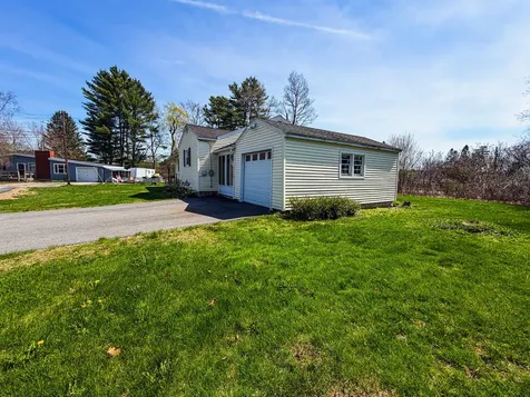 13 Westbrook Terrace Hampden ME 04444